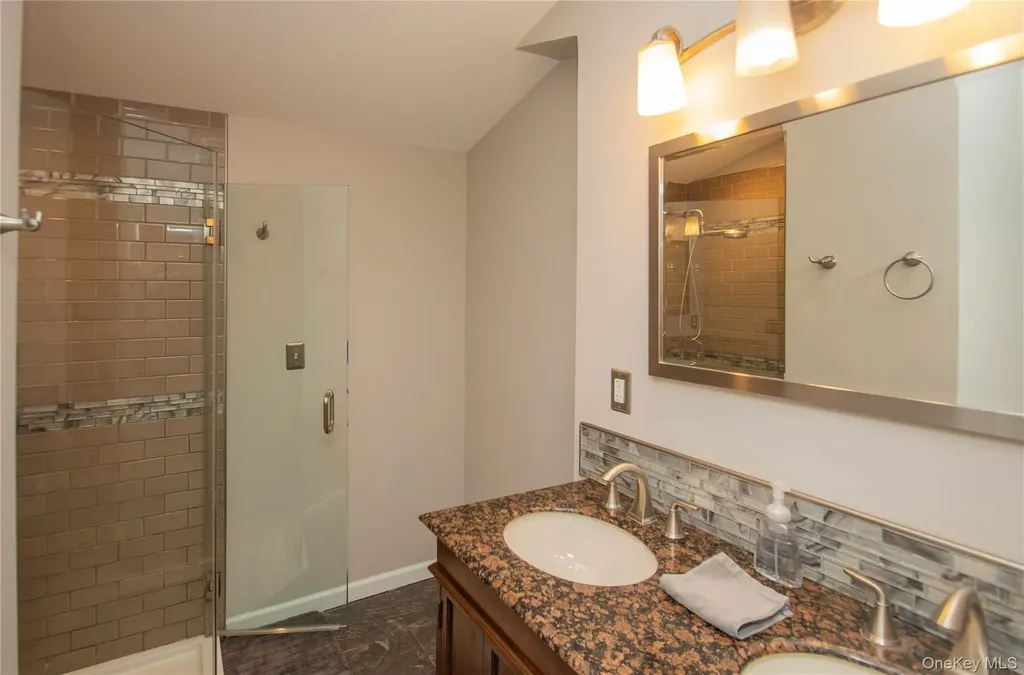5 Croft Road Poughkeepsie NY 12603