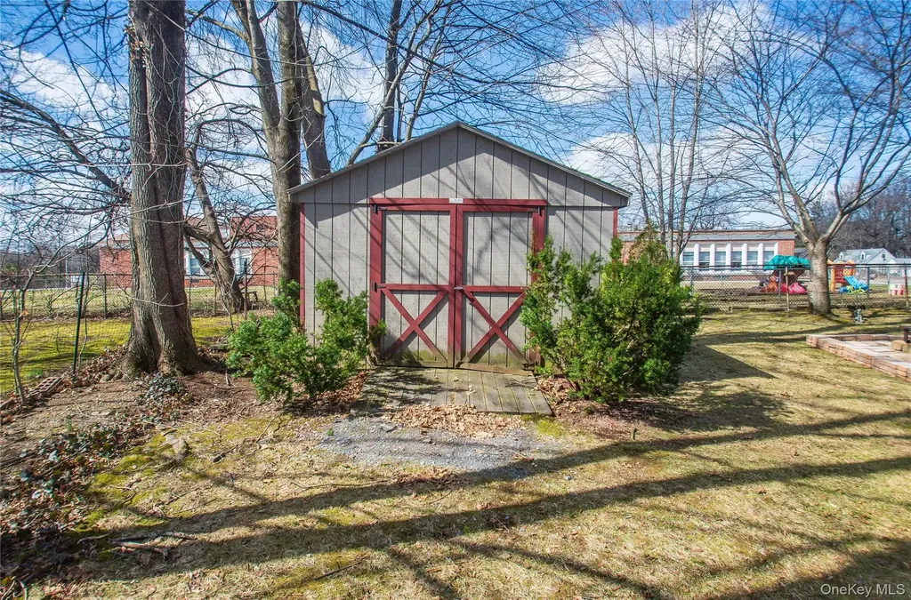 5 Croft Road Poughkeepsie NY 12603