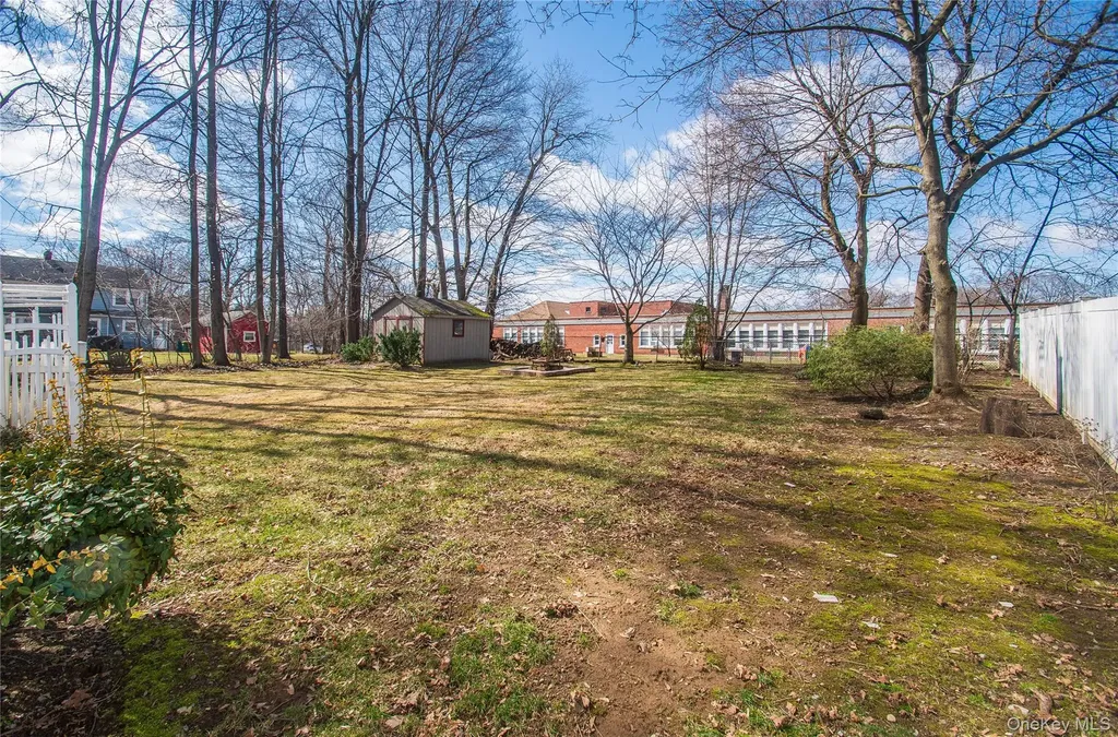 5 Croft Road Poughkeepsie NY 12603