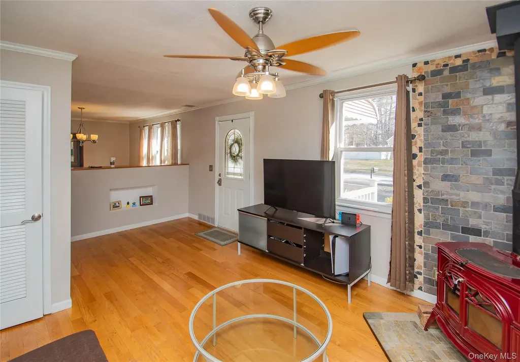 5 Croft Road Poughkeepsie NY 12603