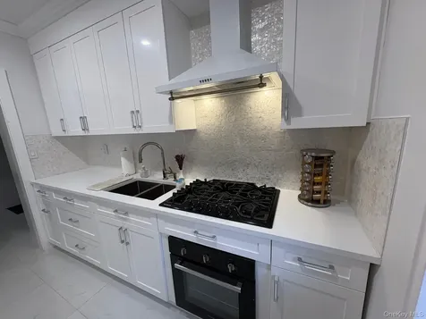 4 Sadore Yonkers NY 10710