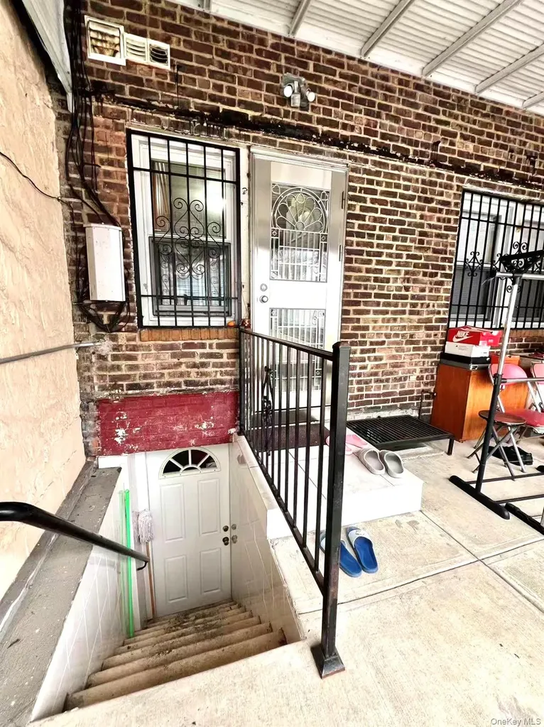 94-27 43rd Avenue Elmhurst NY 11373