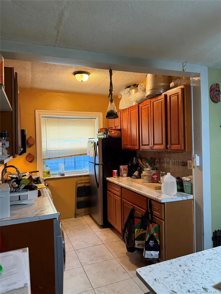 1049 Ward Avenue Bronx NY 10472
