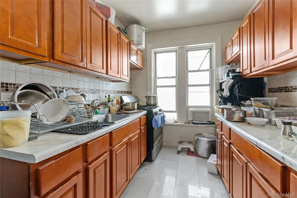 1049 Ward Avenue Bronx NY 10472