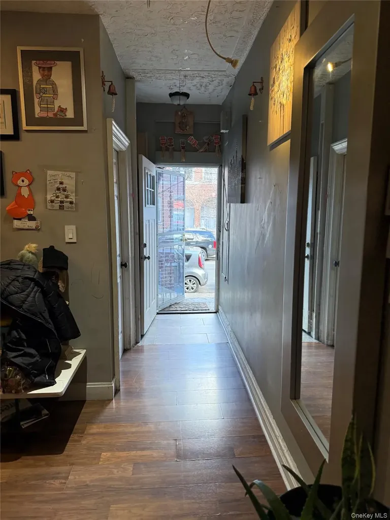 1049 Ward Avenue Bronx NY 10472
