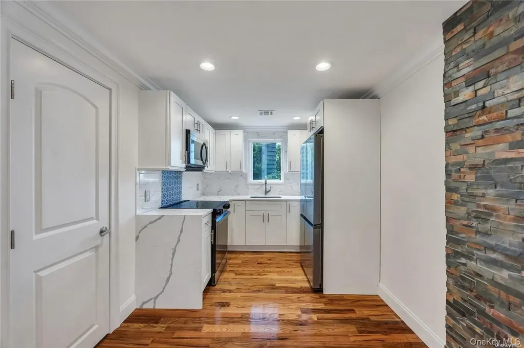 177 Waverly Avenue Patchogue NY 11772