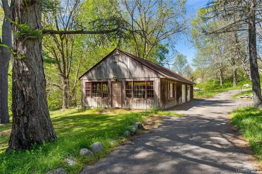 99 Moseman Avenue Katonah NY 10536