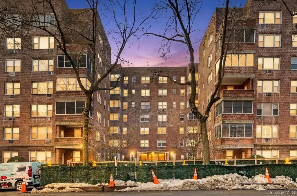 120 E Hartsdale Avenue Hartsdale NY 10530