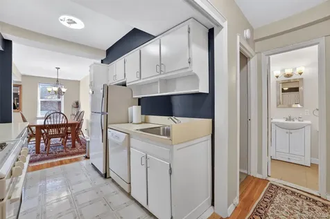 120 E Hartsdale Avenue Hartsdale NY 10530