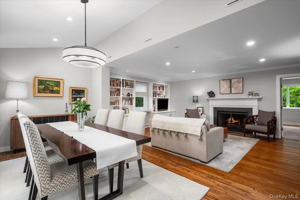 199 Hickory Grove Drive E Larchmont NY 10538