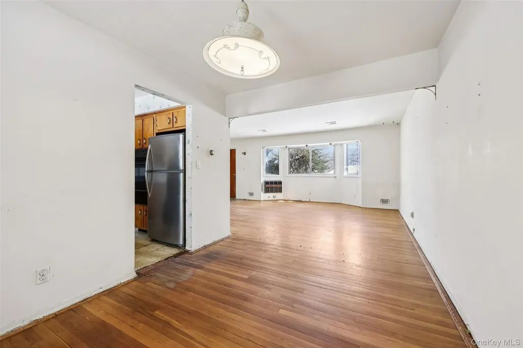 25 Freund Drive Nanuet NY 10954