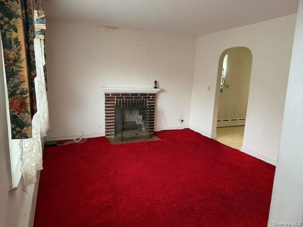 207 Morsemere Avenue Yonkers NY 10703