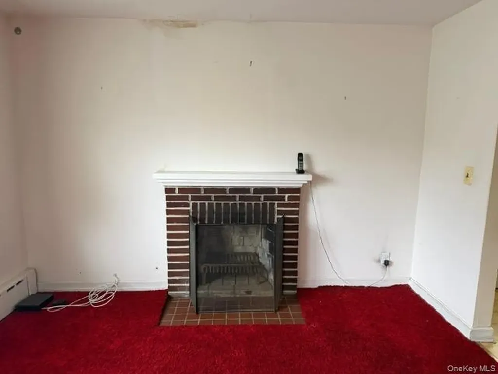 207 Morsemere Avenue Yonkers NY 10703