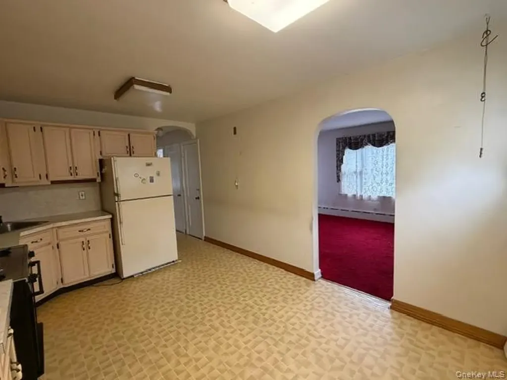 207 Morsemere Avenue Yonkers NY 10703