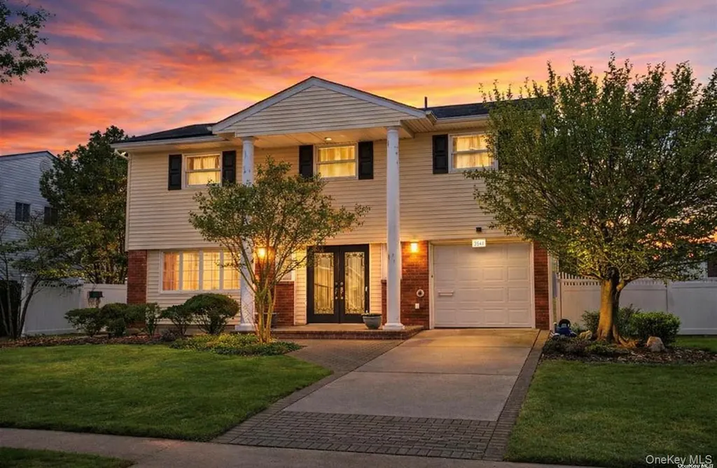 3641 Bertha Drive Baldwin NY 11510