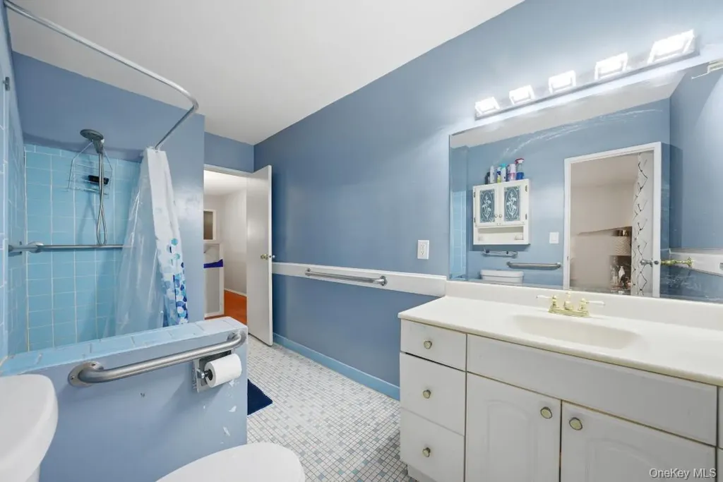 3641 Bertha Drive Baldwin NY 11510