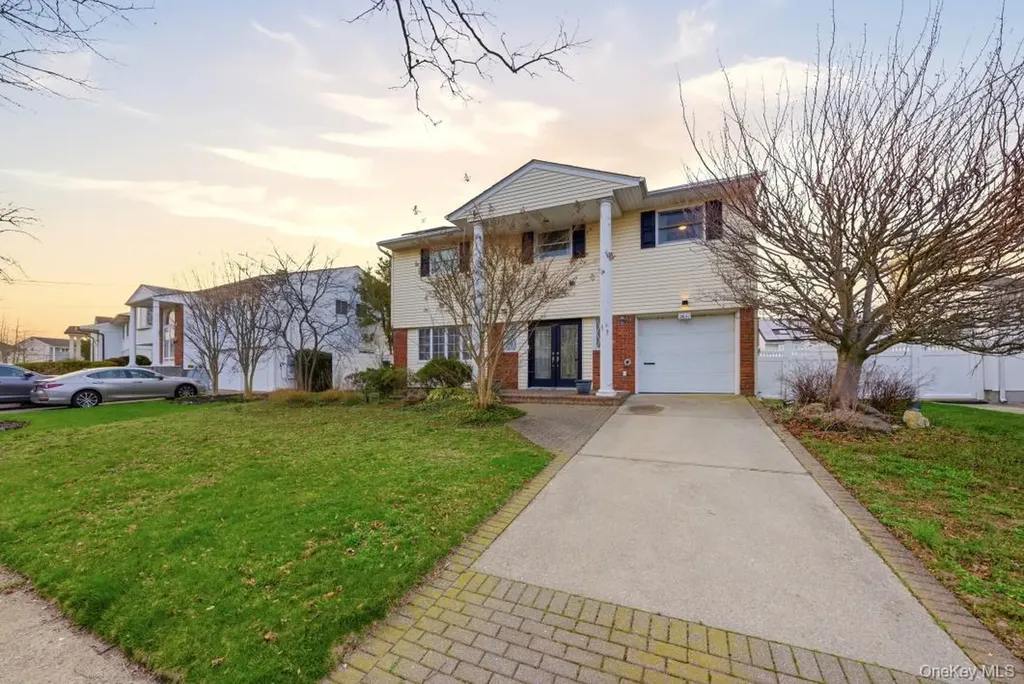 3641 Bertha Drive Baldwin NY 11510