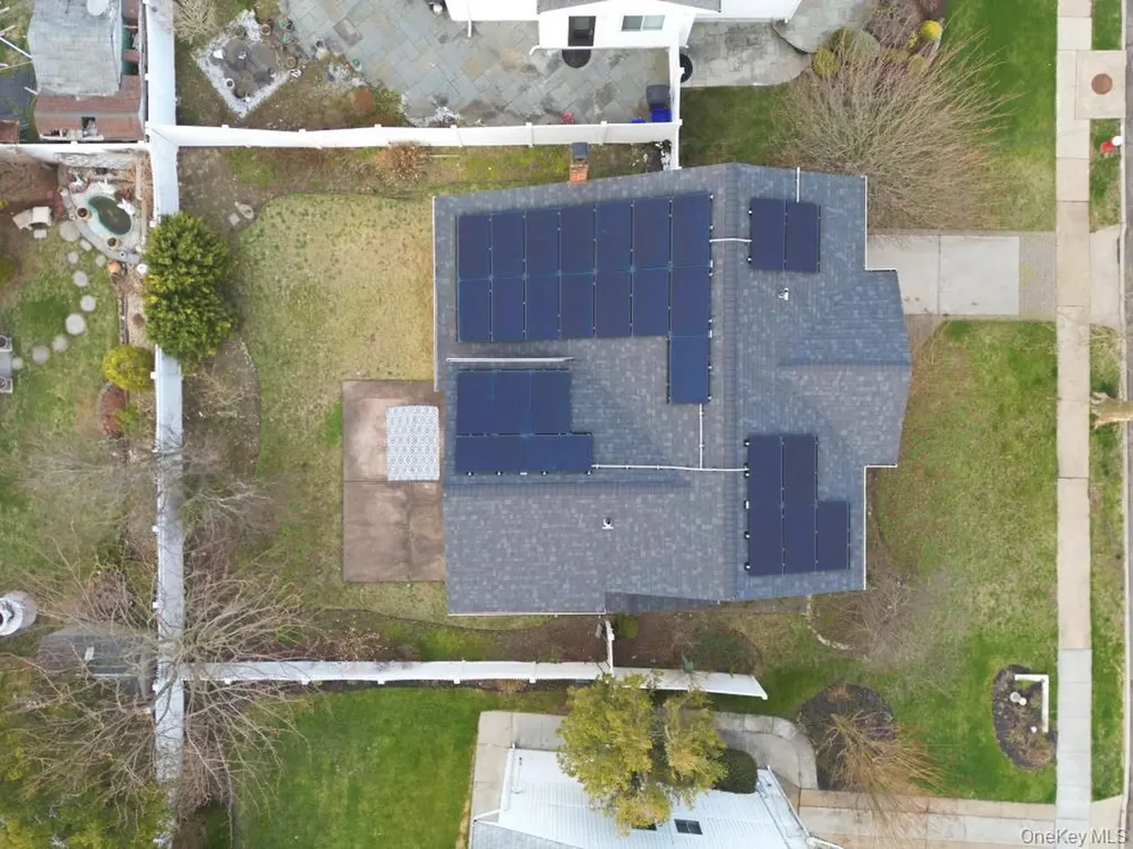 3641 Bertha Drive Baldwin NY 11510