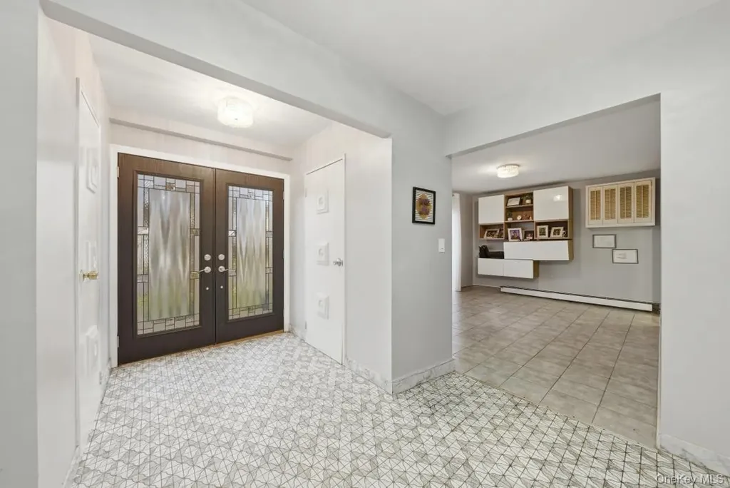 3641 Bertha Drive Baldwin NY 11510