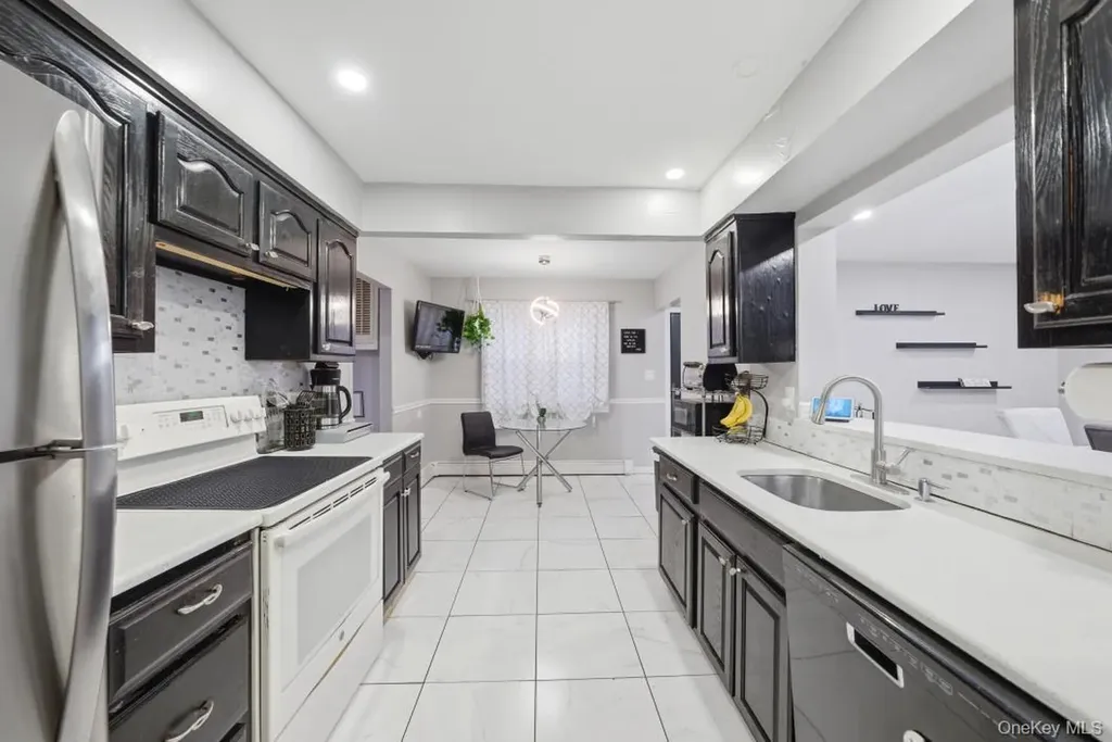 3641 Bertha Drive Baldwin NY 11510