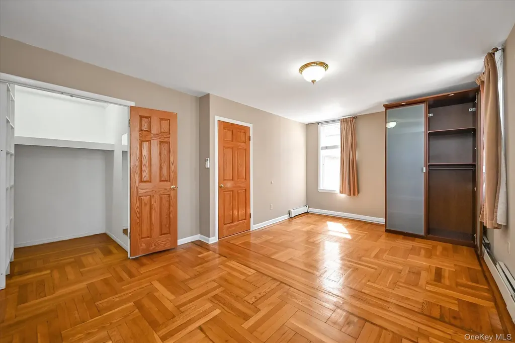 29-42 164th Street Flushing NY 11358
