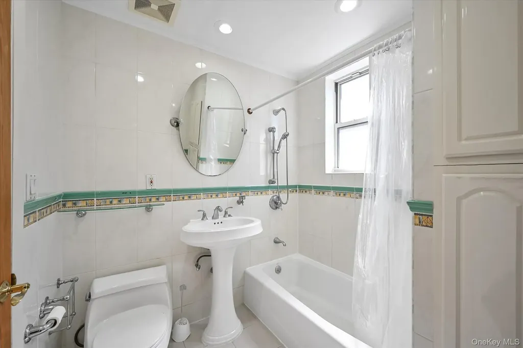 29-42 164th Street Flushing NY 11358