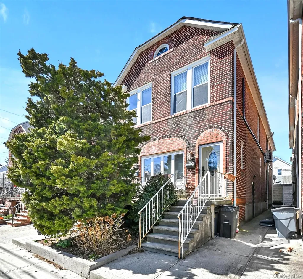 29-42 164th Street Flushing NY 11358