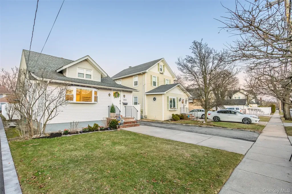 251 Forest Avenue Lynbrook NY 11563