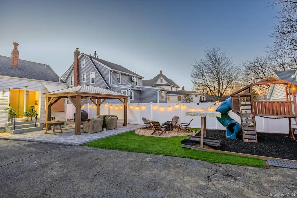 251 Forest Avenue Lynbrook NY 11563