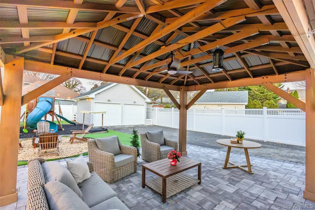 251 Forest Avenue Lynbrook NY 11563