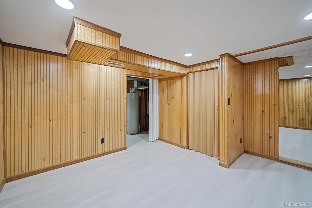 8 Elwood Road Centereach NY 11720