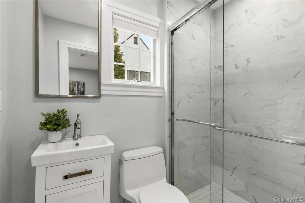 12 Robin Hill Road Scarsdale NY 10583