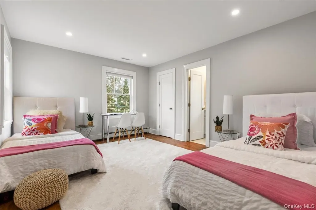 12 Robin Hill Road Scarsdale NY 10583