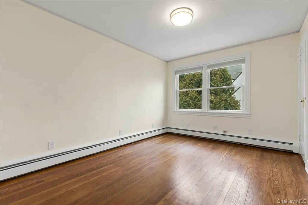 12 Robin Hill Road Scarsdale NY 10583