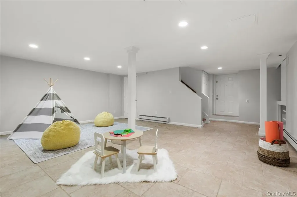 12 Robin Hill Road Scarsdale NY 10583