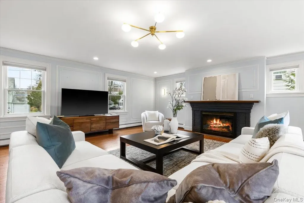 12 Robin Hill Road Scarsdale NY 10583