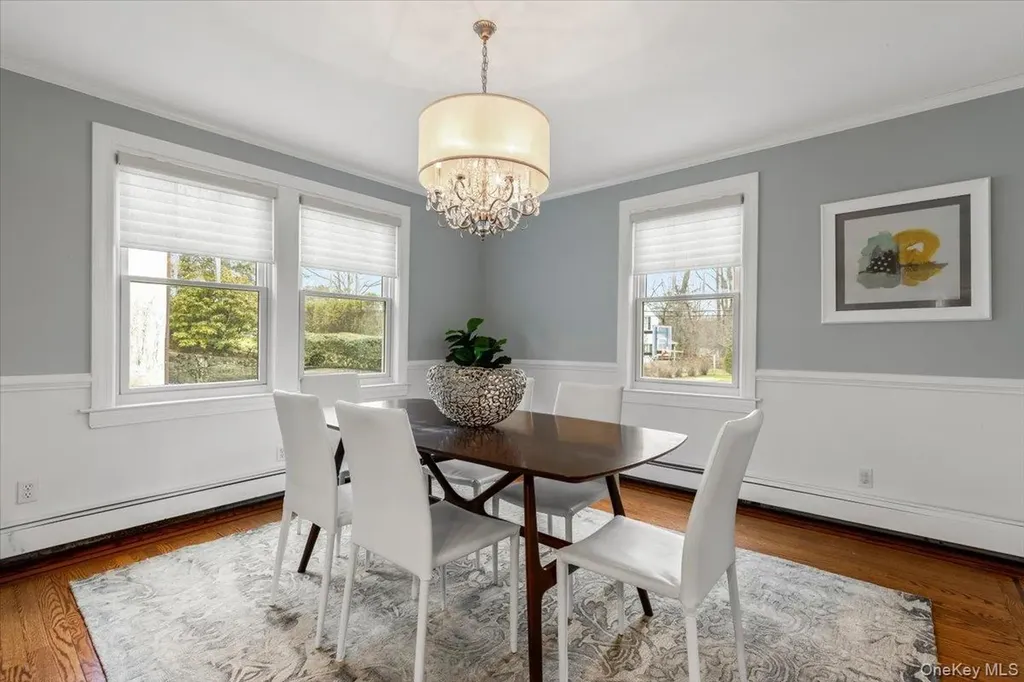 12 Robin Hill Road Scarsdale NY 10583