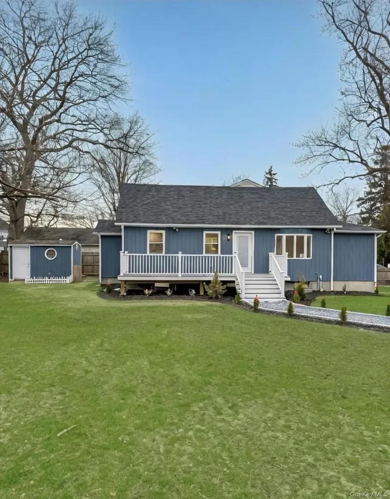 30 Shell Road Rocky Point NY 11778