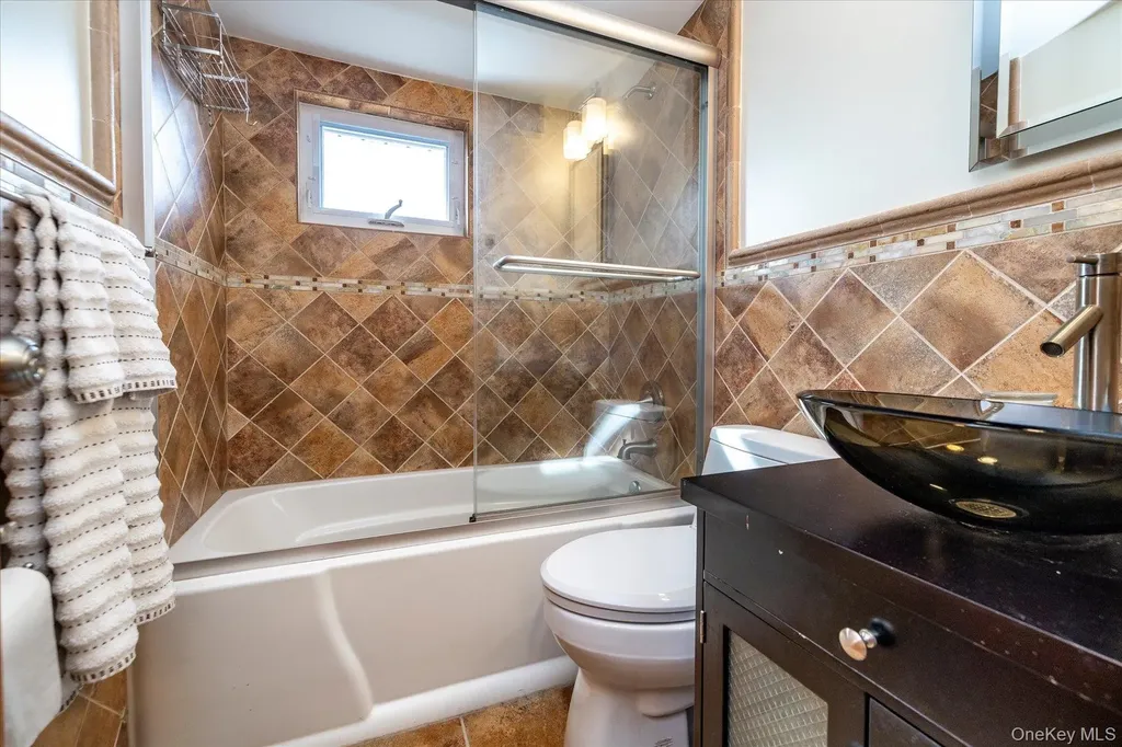 2374 Fish Avenue North Bellmore NY 11710