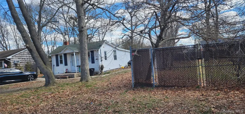 45 Hackensack Road Mastic Beach NY 11951