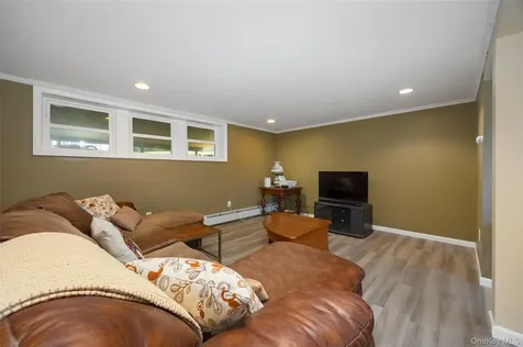 137 Simone Drive Poughkeepsie NY 12603