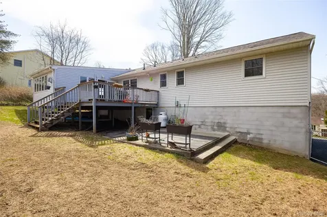 137 Simone Drive Poughkeepsie NY 12603