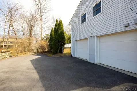 137 Simone Drive Poughkeepsie NY 12603