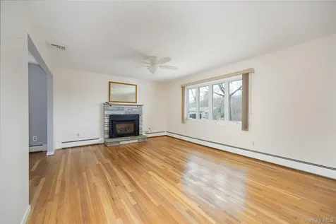137 Simone Drive Poughkeepsie NY 12603