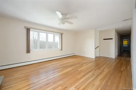 137 Simone Drive Poughkeepsie NY 12603