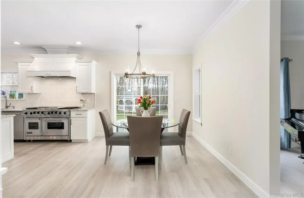 7 Framingham Lane Shoreham NY 11786