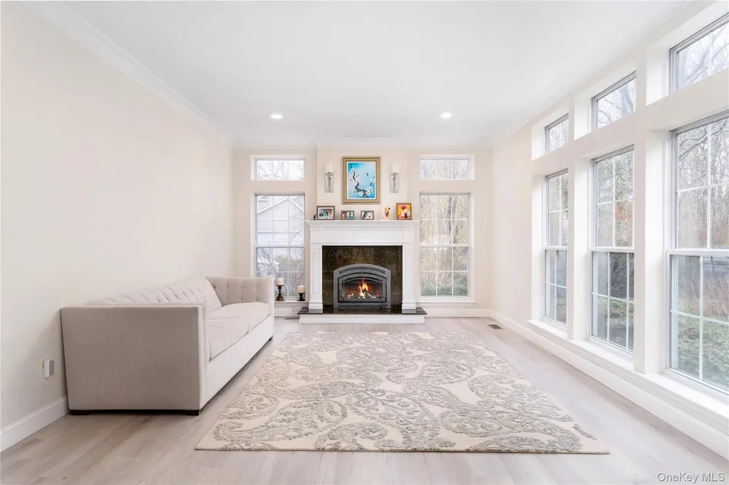 7 Framingham Lane Shoreham NY 11786