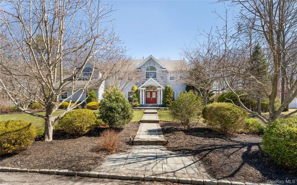 7 Framingham Lane Shoreham NY 11786