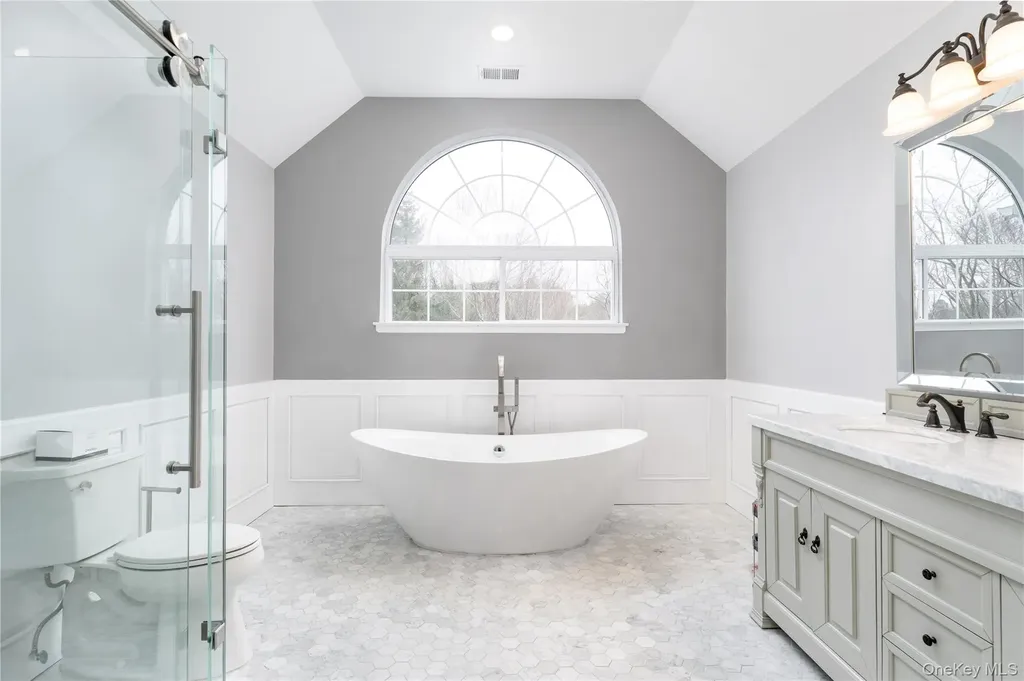 7 Framingham Lane Shoreham NY 11786
