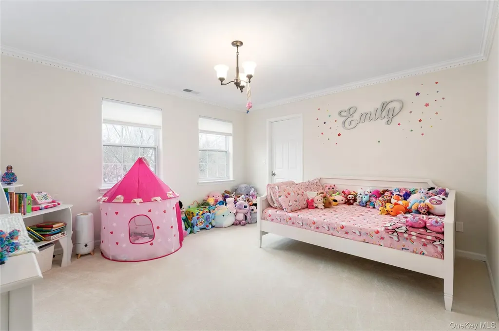 7 Framingham Lane Shoreham NY 11786